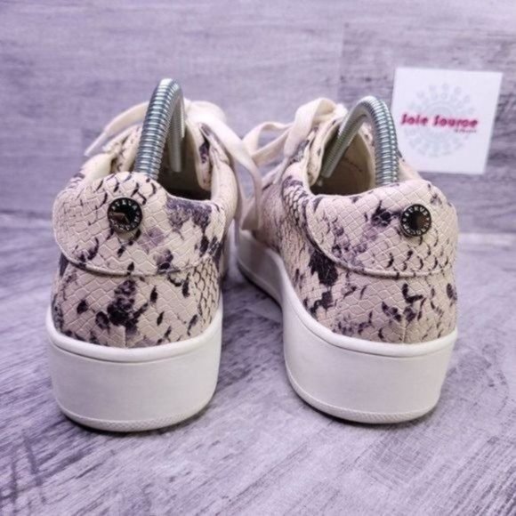 Steve Madden Bertie Snake Print Platform Sneaker Cream Black Women's sz 9.5 - Picture 4 of 8